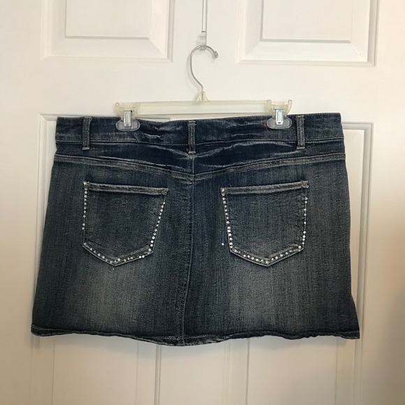 Wallflower Rhinestone Embellished Distress 5-Pocket Denim Jean Skirt Plus Sz 16 - Picture 2 of 7